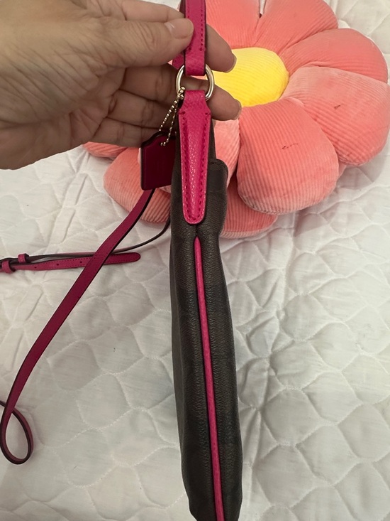 Coach Brown Signature Crossbody with Pink Trim - Picture 5 of 11